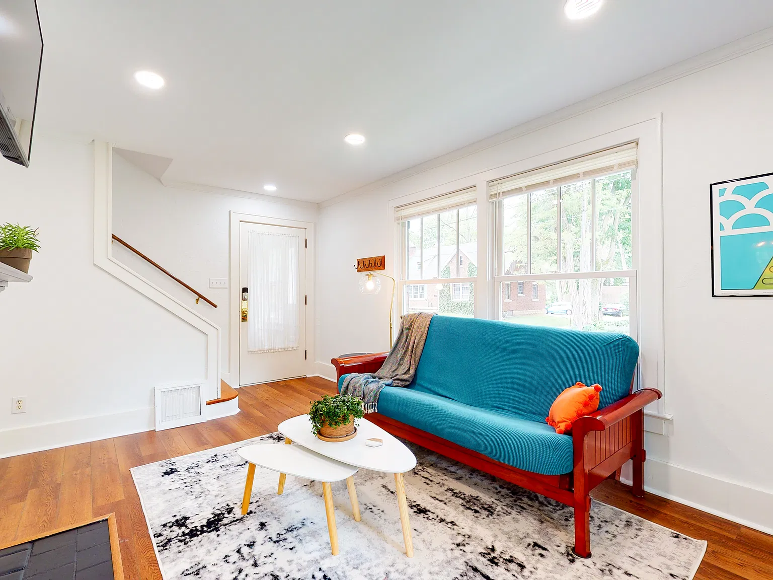3 bed, 1400 sqft, $1,900 — Photo 4