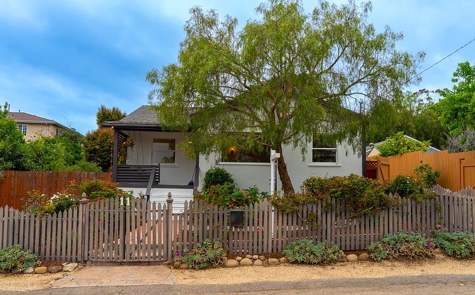 1st image of 11 Portola Ln