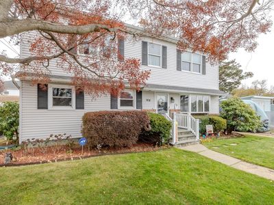 168 10th St, Bethpage, NY, 11714