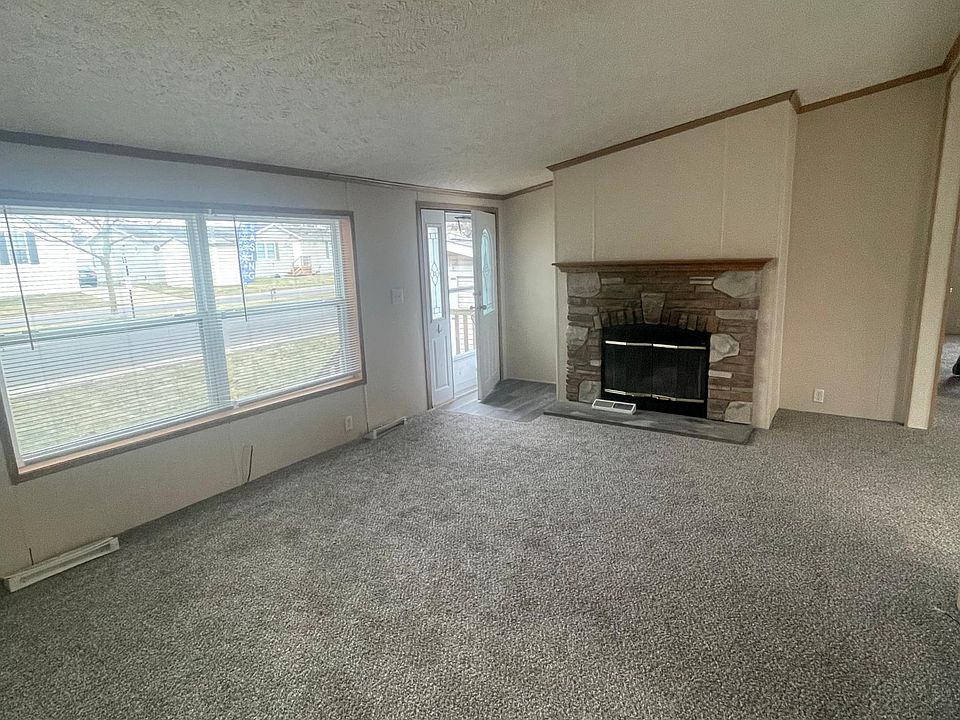 1844 Armstrong Blvd Milford MI Zillow