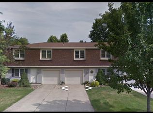 713 Bayview Dr, Akron, OH 44319