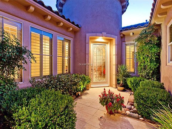 4th image of 2989 Red Springs Dr