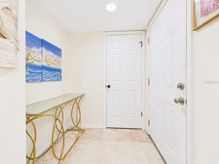 Pelican Ct — Photo 10