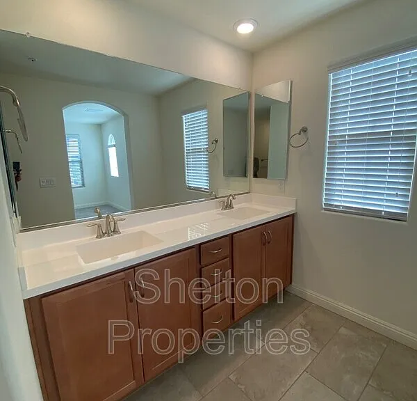 1723 N 208th Ave — Photo 8