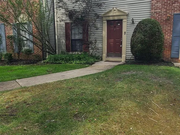 78 Cheshire Dr #78, Absecon, NJ 08205