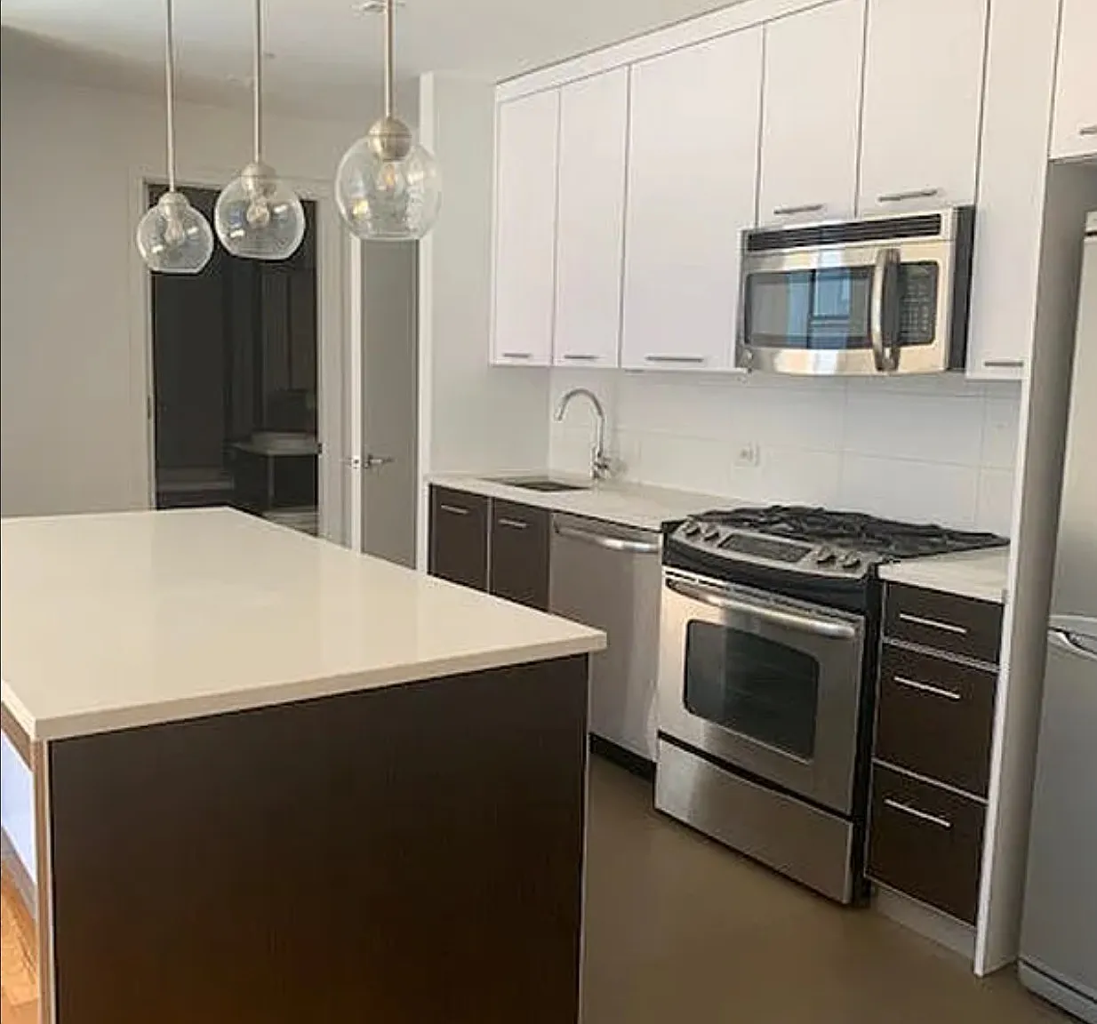 123 Parkside Ave — Photo 3