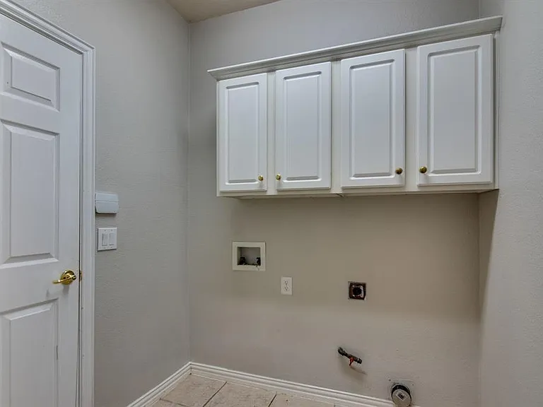 2212 Bayou Ct — Photo 20