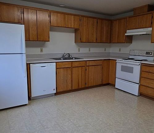 4th image of 305 A St #10