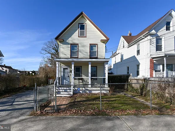 314 S 4th St, Vineland, NJ 08360