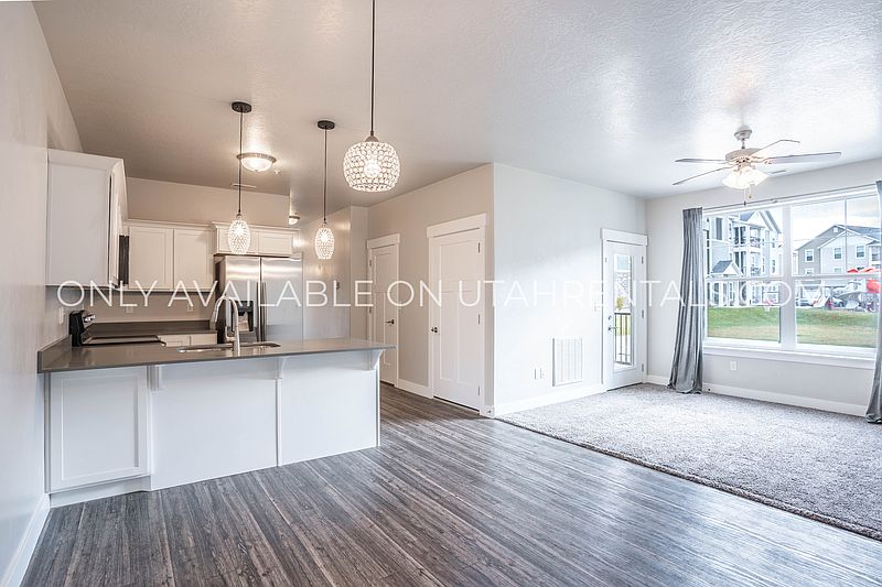 71 W Silver Springs Dr, Vineyard, UT 84059 Zillow