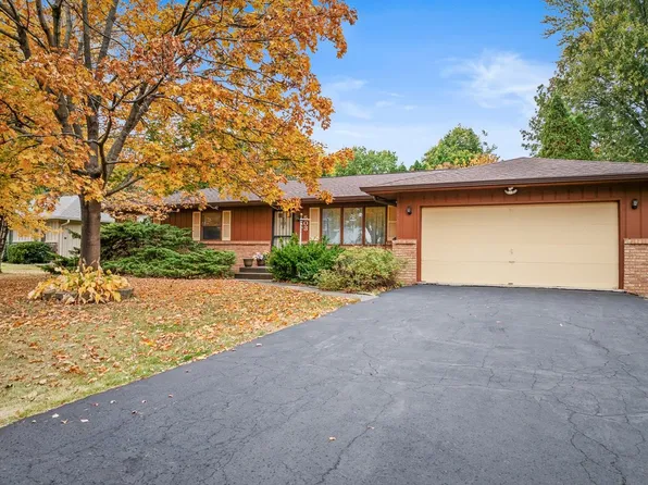 503 S Goodling St, Winnebago, IL 61088