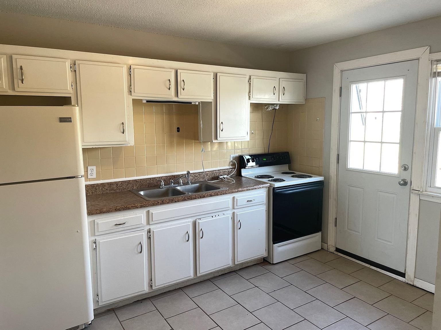 225 Shari Dr, Peculiar, MO 64078 Zillow