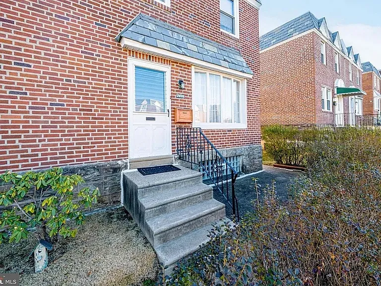 7400 Shisler St — Photo 29