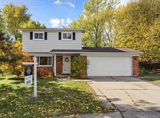 774 Southampton Rd, Auburn Hills, MI 48326