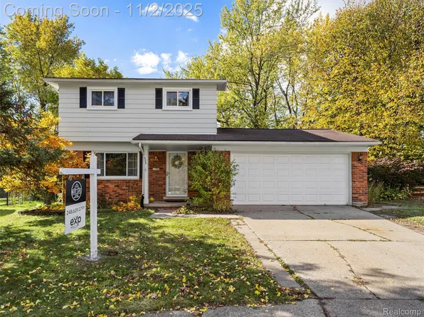 774 Southampton Rd, Auburn Hills, MI 48326