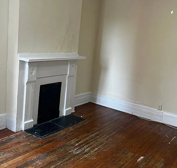 12 E Main St — Photo 16