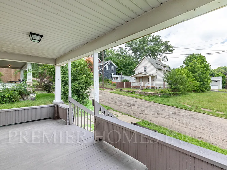 1536 Glendale Pl NE — Photo 19