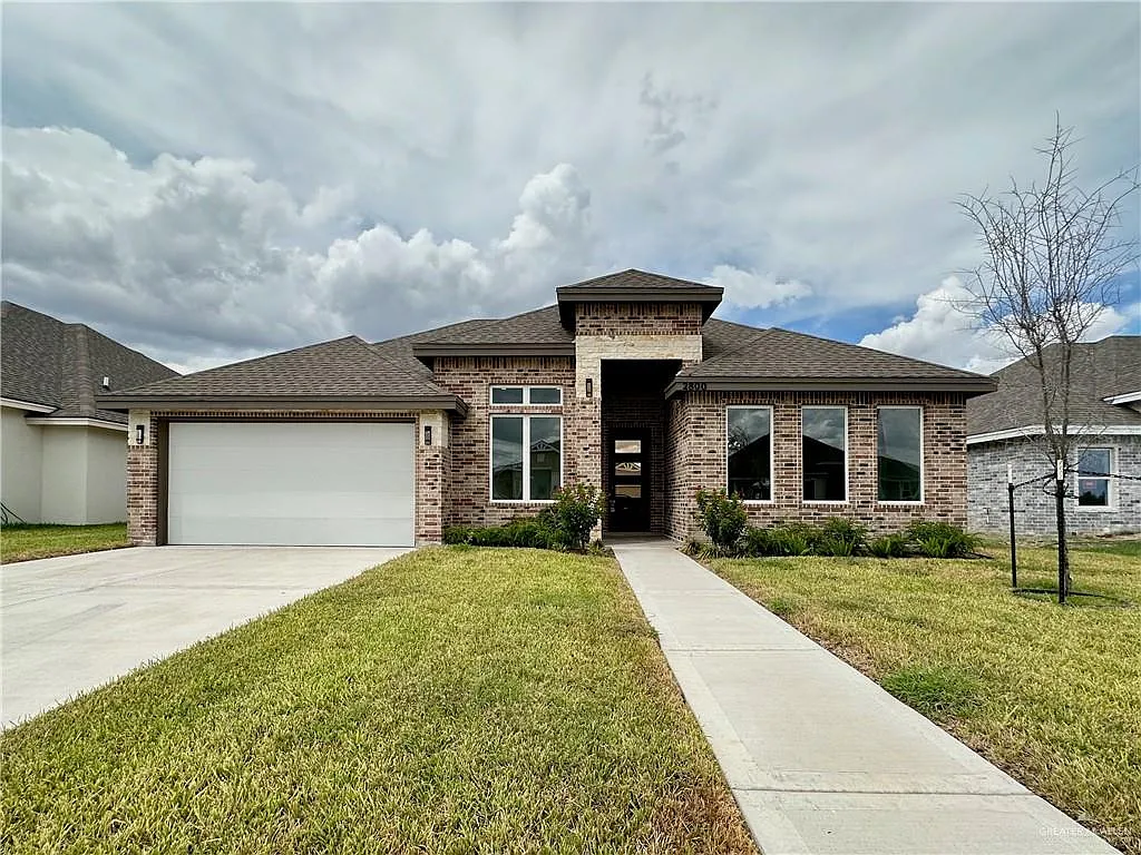 3 bed, 2.5 bath, 2214 sqft, $2,500 — Photo 1