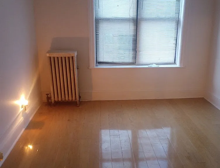 692 New York Ave #2 — Photo 2