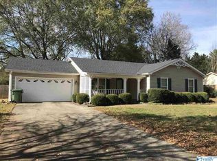7518 Clubfield Dr SW, Huntsville, AL 35802