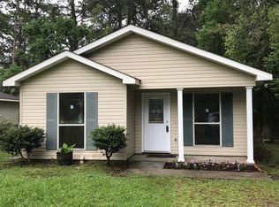 112 Davis St, Madisonville, LA 70447