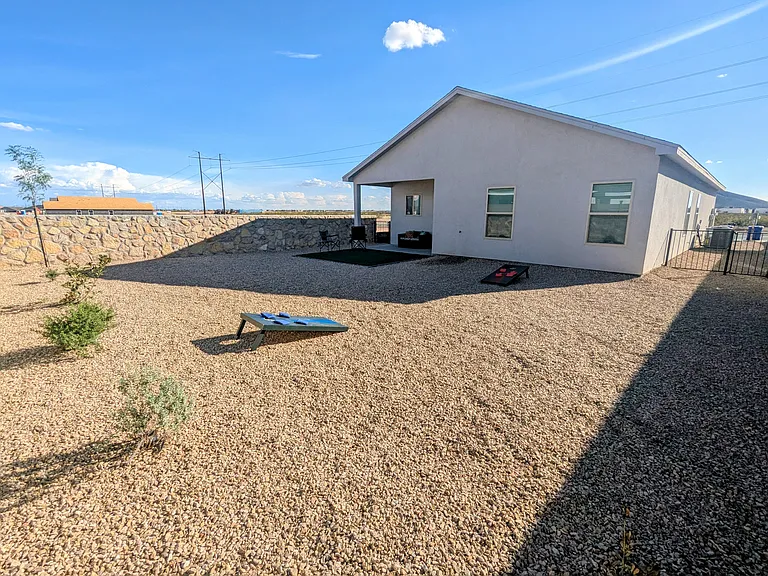 7486 Eagle Vista St — Photo 20