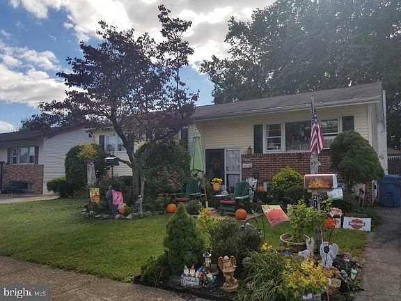 2nd image of 2111 Elder Dr