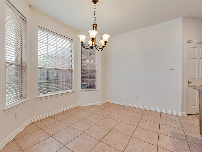 3104 Angus Dr — Photo 15