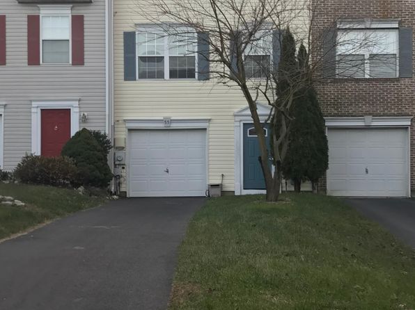55 Emandan Ln #55