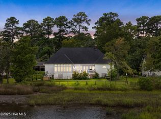 406 Buccaneer Rd, Wilmington, NC 28409