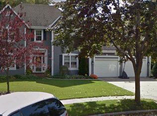 W73N525 Cider Mill Ct, Cedarburg, WI 53012