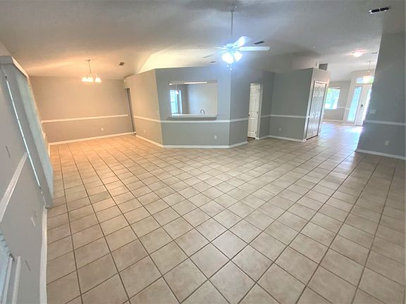 5th image of 5666 W Plum Hollow Dr