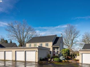 445 NE Village Squire Ave Unit 4, Gresham, OR