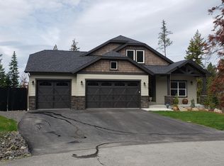 8749 N Stable Trace Ct, Hayden, ID 83835