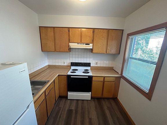 5th image of 1618 N Lincoln St #3