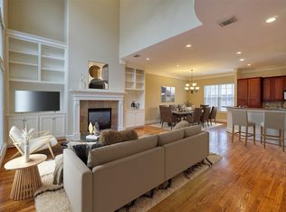 906 Fowler St, Houston, TX 77007