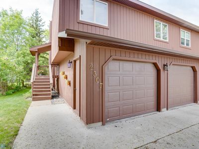 2307 18th St S, Fargo, ND, 58103