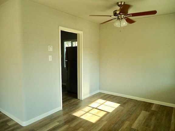 5th image of 1824 Covillaud St