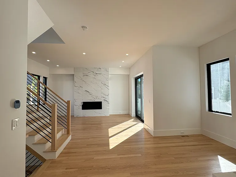 167 Winchester St #D — Photo 13