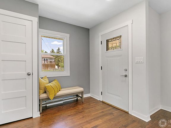 2nd image of 5213 Circle Dr