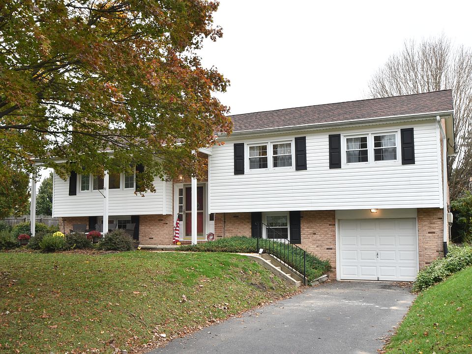 1st image of 1326 Saratoga Dr