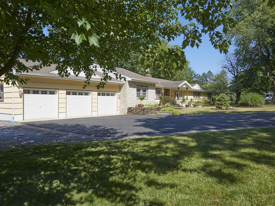 1st image of 59 Reynolds Dr