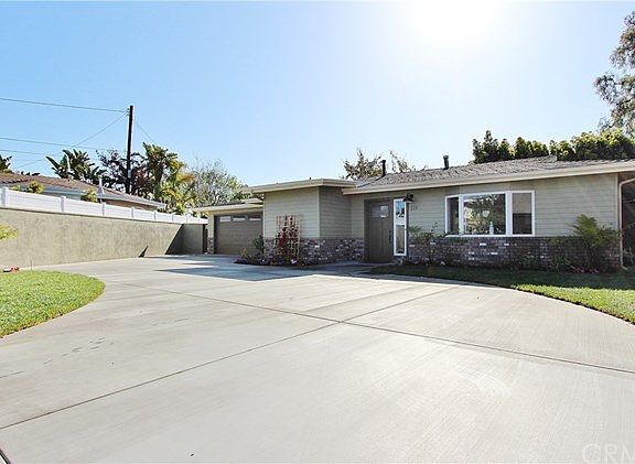 2nd image of 226 Pauline Pl