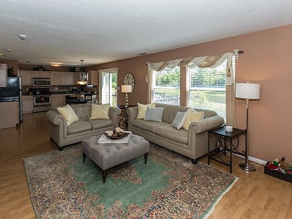 4th image of 5125 Pike Creek Ln
