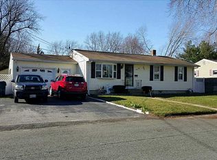 119 Hanover St, Warwick, RI 02886