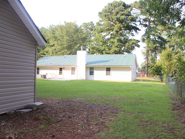 114 Education Ln — Photo 16