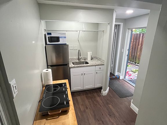 4th image of 1728 NE 17th Ter #1