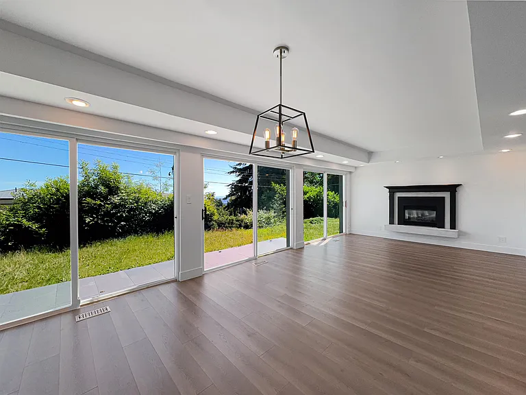 1040 Crestline Rd — Photo 6