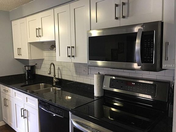 4th image of 15118 Trail Creek Pl