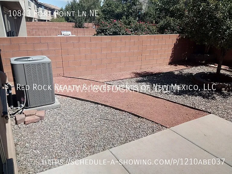 10843 Fort Point Ln NE — Photo 20